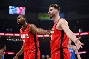 加时0-15不算事！火箭本季遭两位数翻盘精华 最多领先25分拿不下